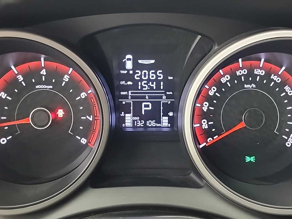 Ssangyong Tivoli - Vista 6