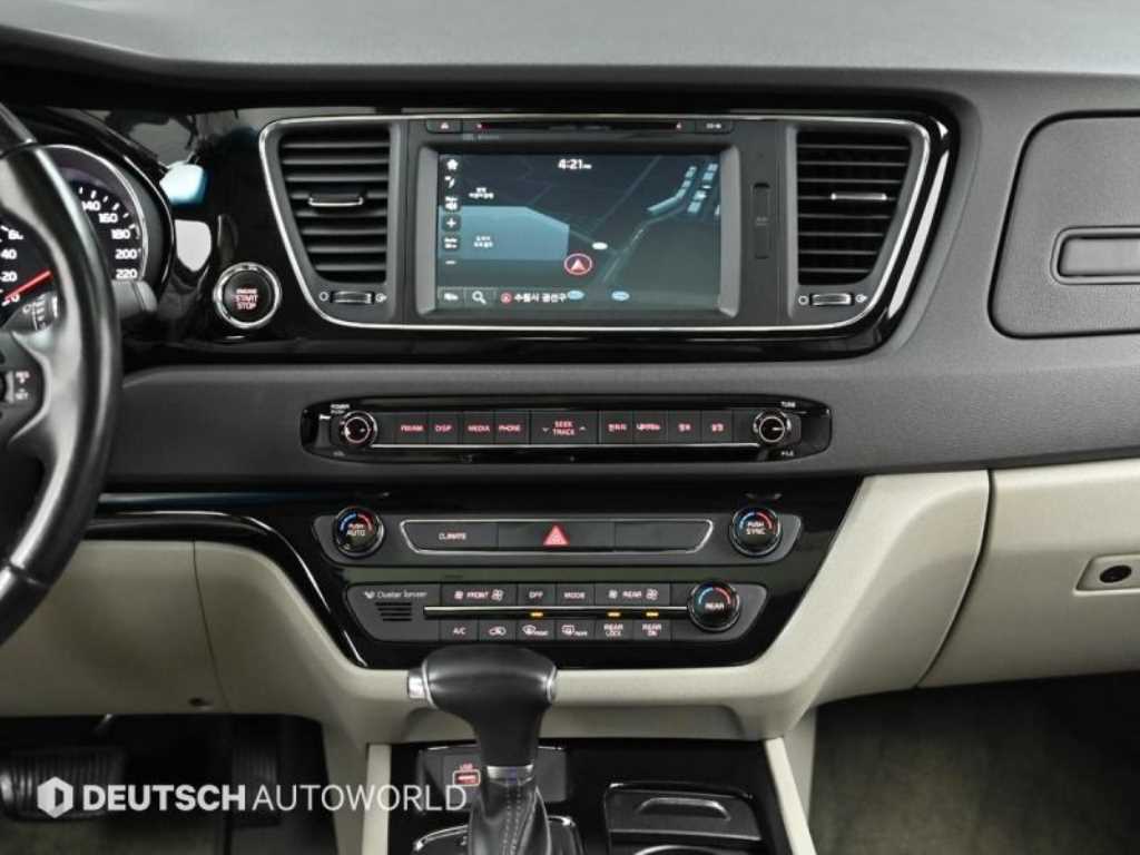 KIA Carnival 2018 Blanco - Importación desde Corea - HF Imports Iquique - Foto 14