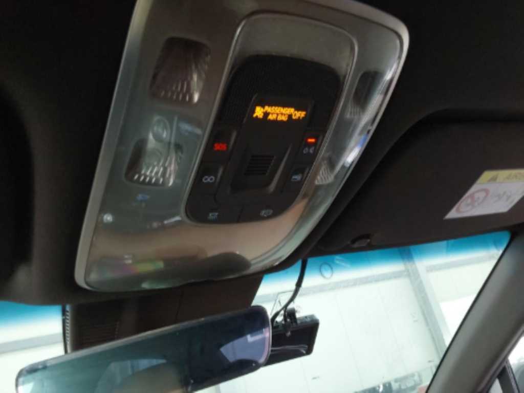 Genesis G80 - Vista 7