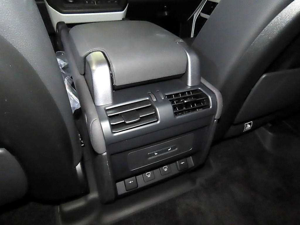 Land Rover Defender 2022 Blanco - Importación desde Corea - HF Imports Iquique - Foto 15