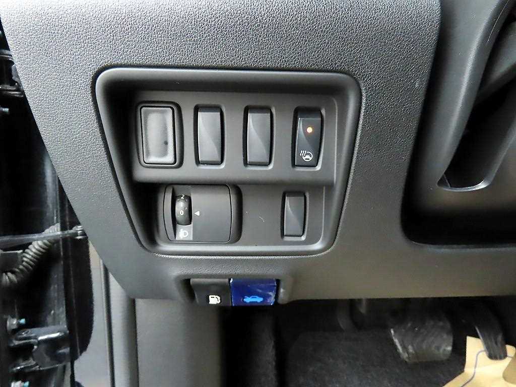 SAMSUNG QM6 - Vista 12