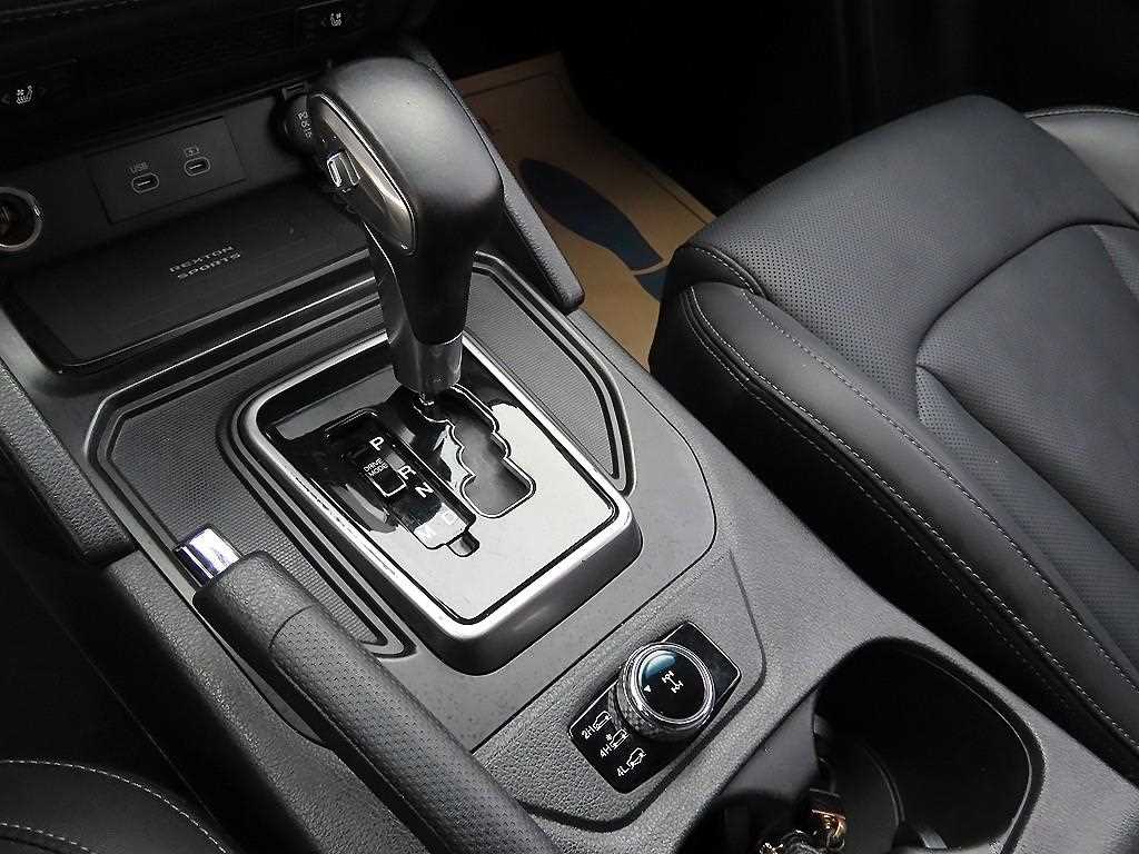 Ssangyong Rexton - Vista 10