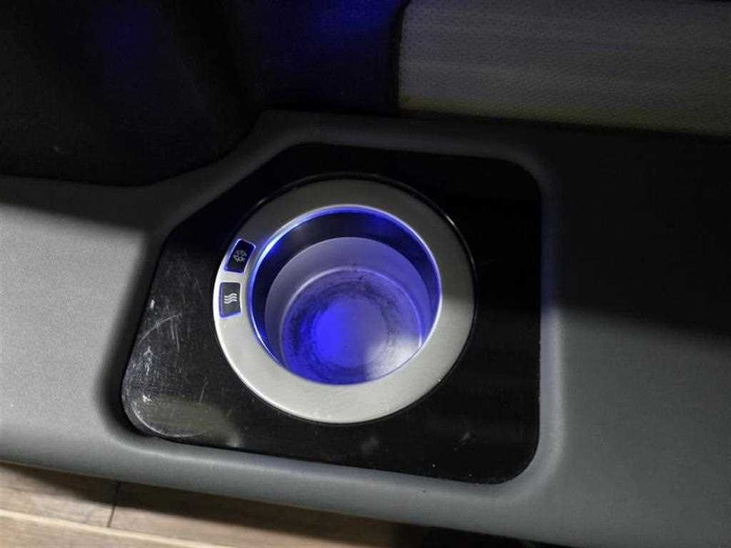 HYUNDAI Solati 2020 Negro - Importación desde Corea - HF Imports Iquique - Foto 17