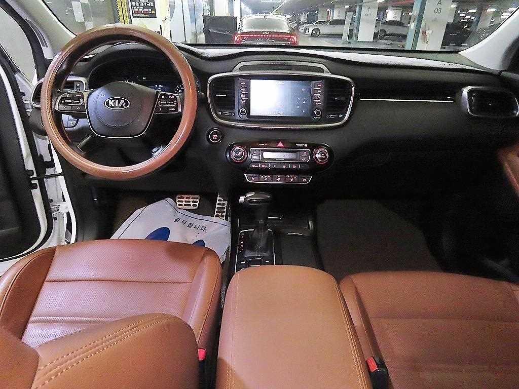 KIA Sorento - Vista 10