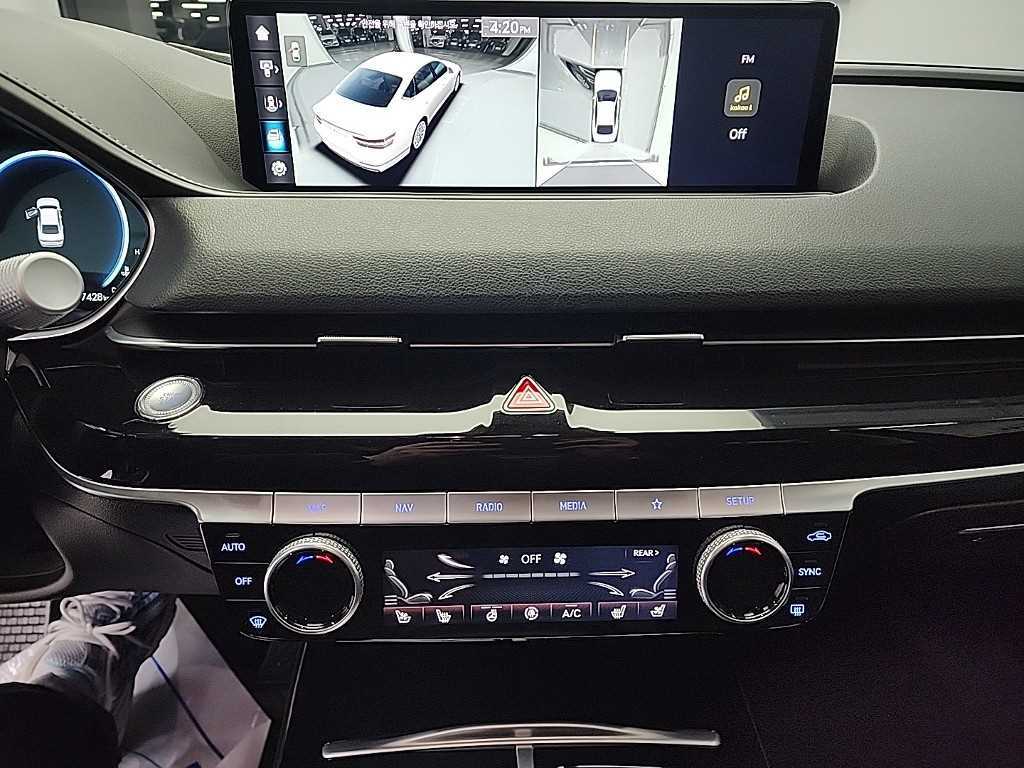 Genesis G80 - Vista 10