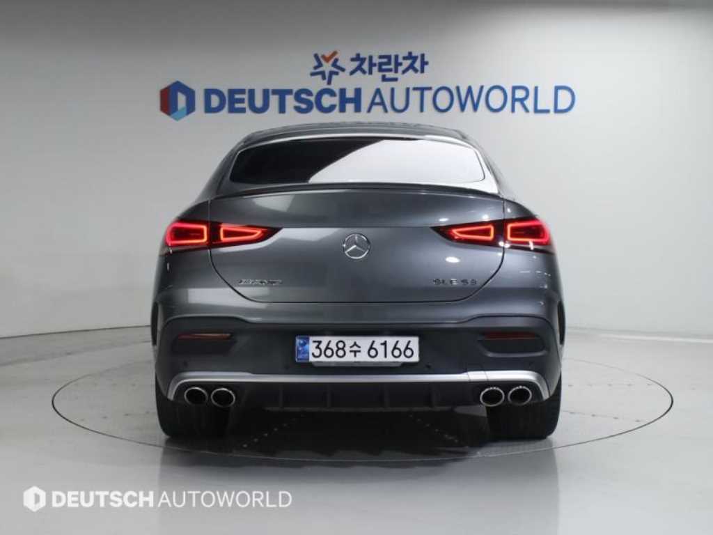 Mercedes Benz GLE Class - Vista 4