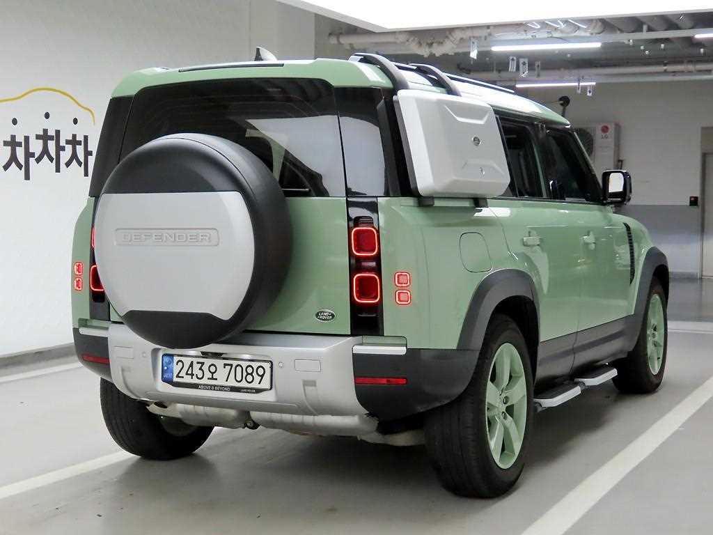 Land Rover Defender - Vista 4