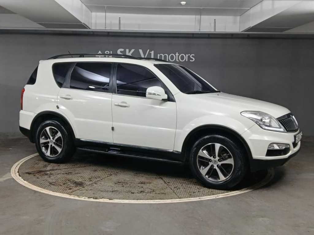 Ssangyong Rexton - Vista 3