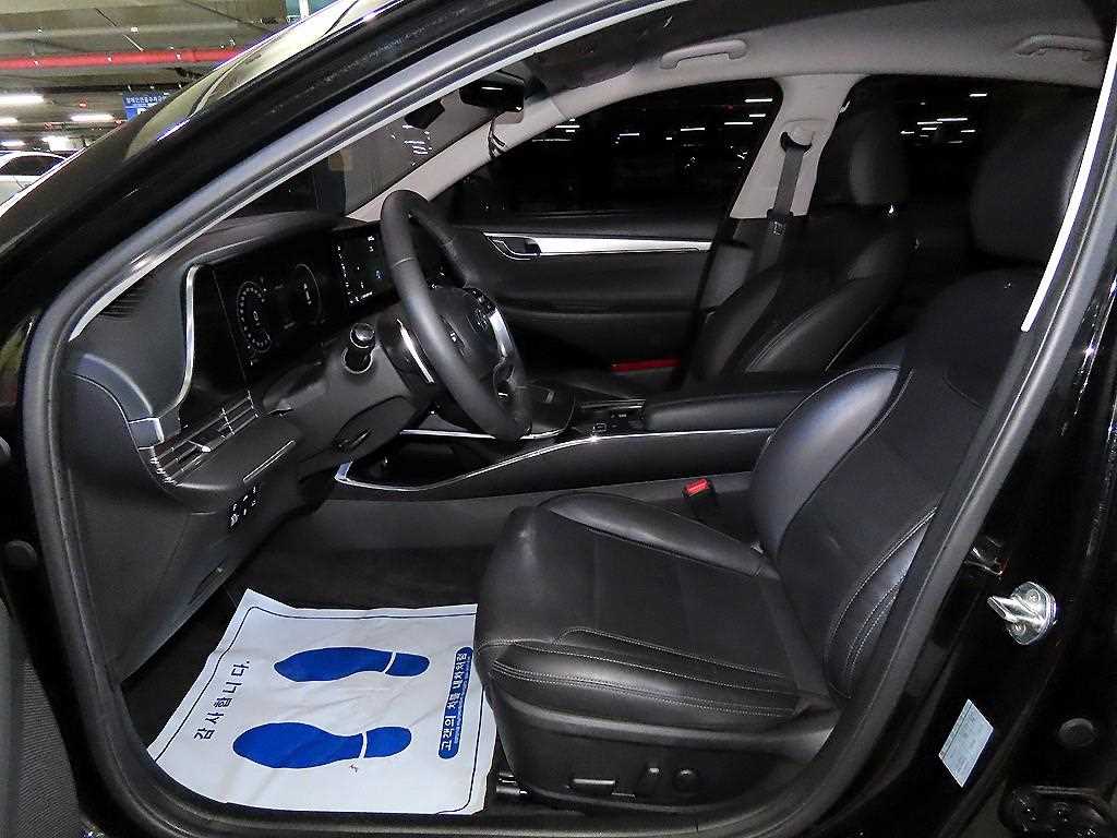 HYUNDAI Grandeur - Vista 6