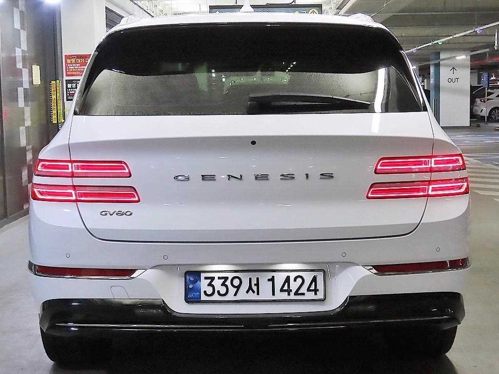 Genesis GV80 - Vista 5