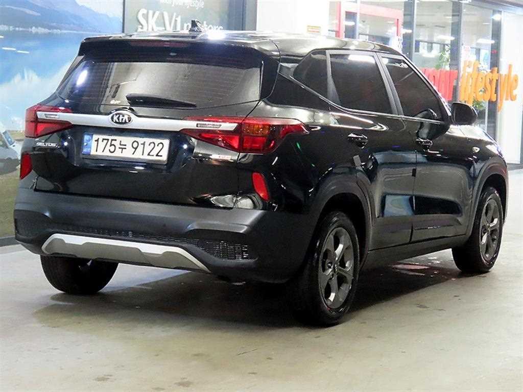 KIA Seltos - Vista 4