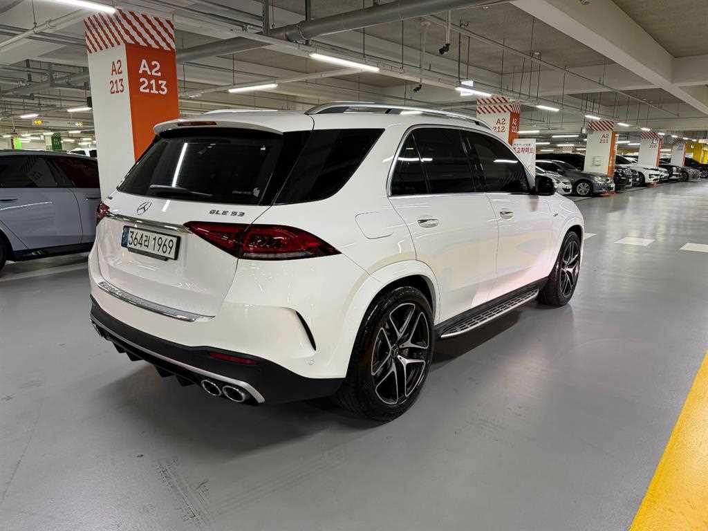 Mercedes Benz GLE Class - Vista 5