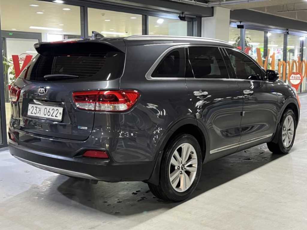 KIA Sorento - Vista 4