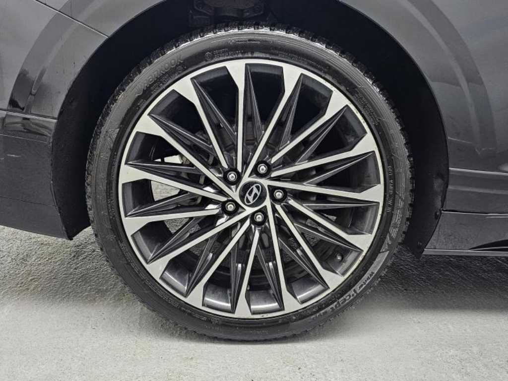 HYUNDAI Grandeur - Vista 5