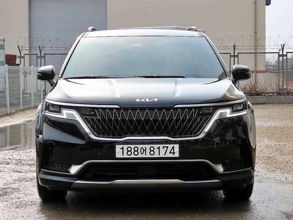 KIA Carnival 2022 Negro - Importación desde Corea - HF Imports Iquique - Foto 1