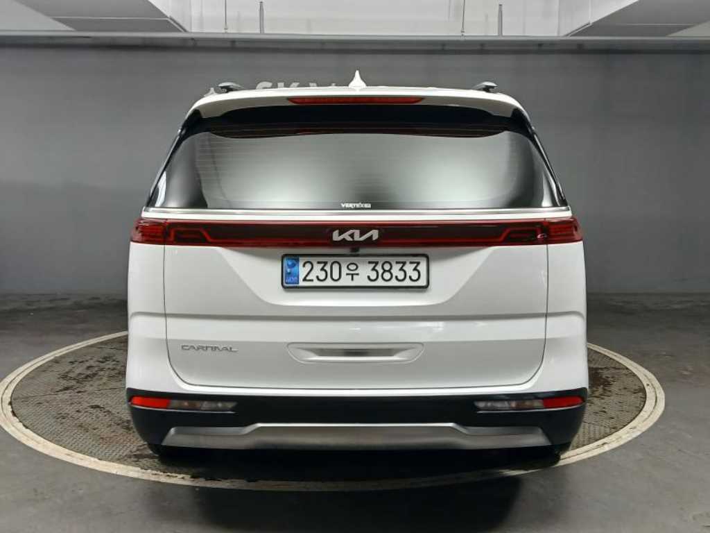 KIA Carnival - Vista 5