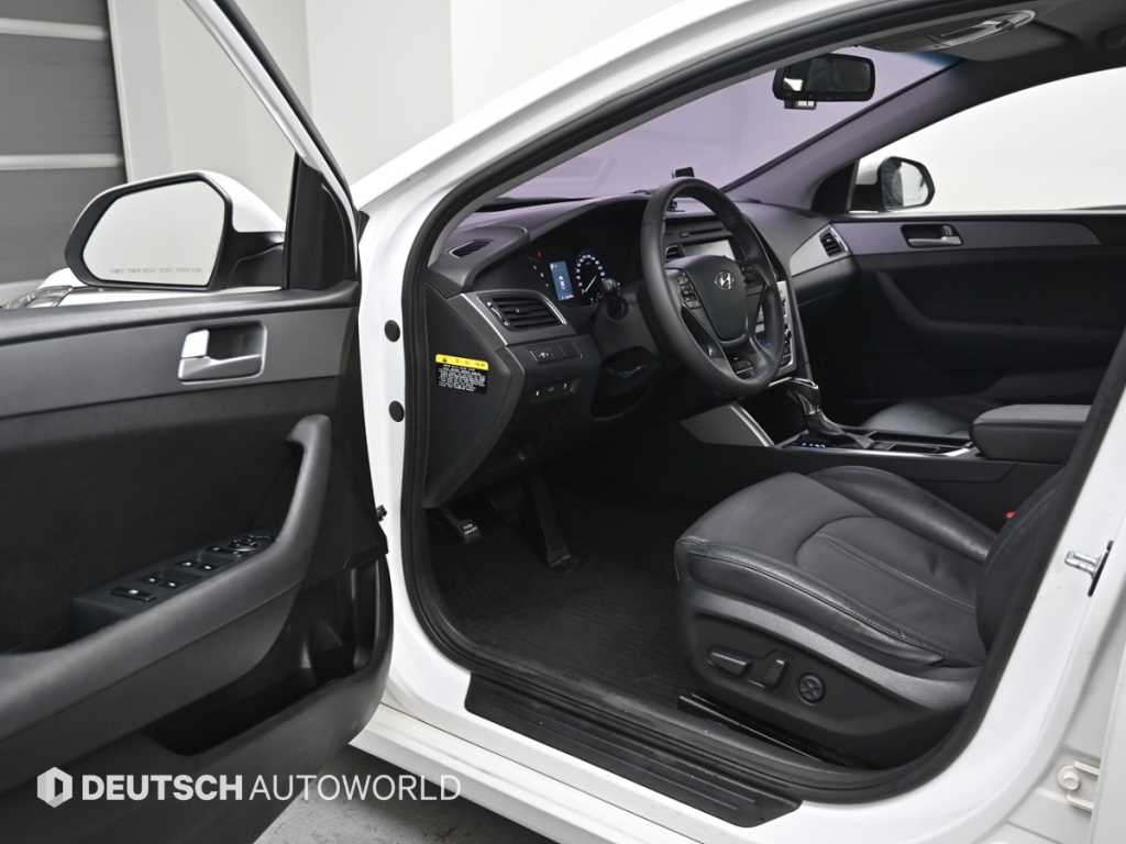 HYUNDAI Sonata - Vista 11