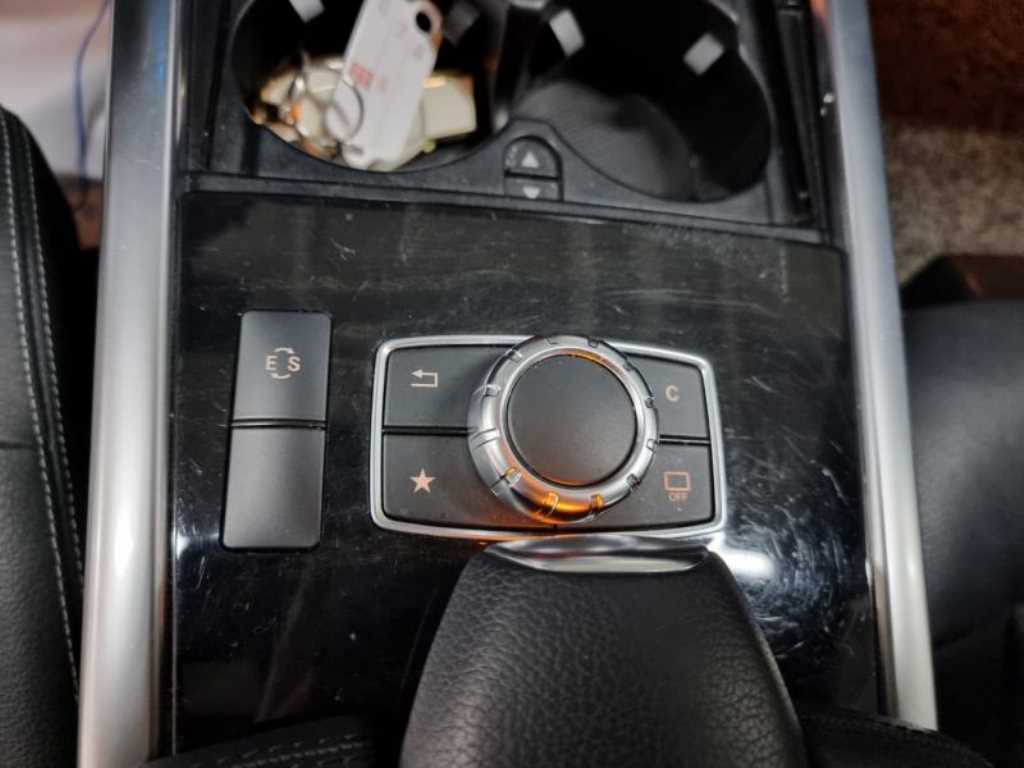 Mercedes Benz E class - Vista 11