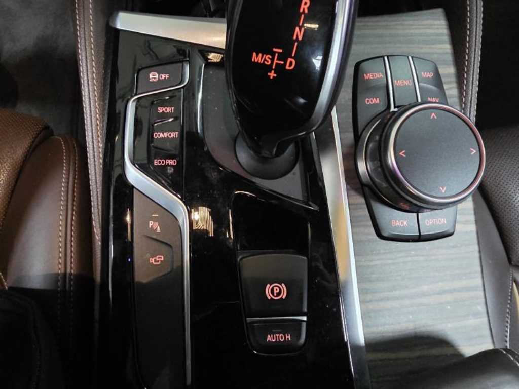 BMW 5 Series 2018 - Importación desde Corea - HF Imports Iquique - Foto 13