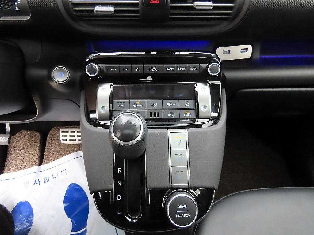 HYUNDAI Casper - Vista 11