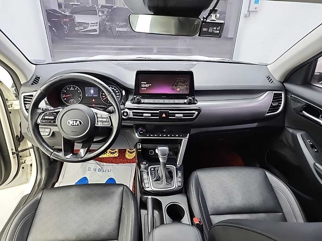 KIA Seltos - Vista 7