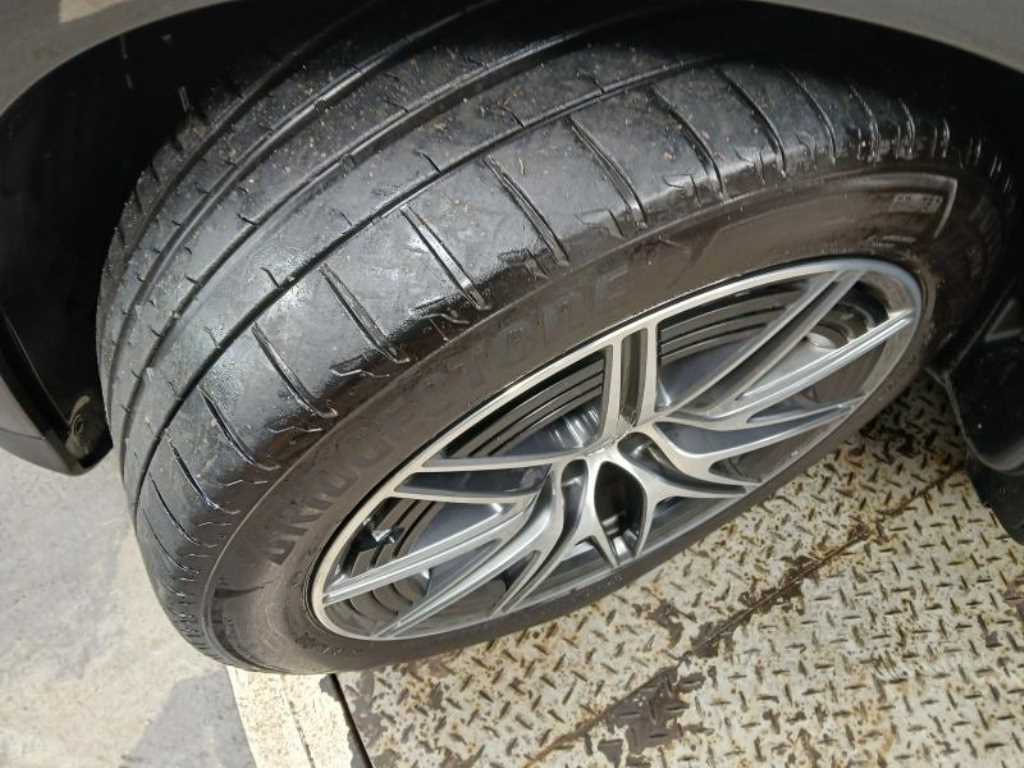 Mercedes Benz GLC Class 2024 Gris - Importación desde Corea - HF Imports Iquique - Foto 20