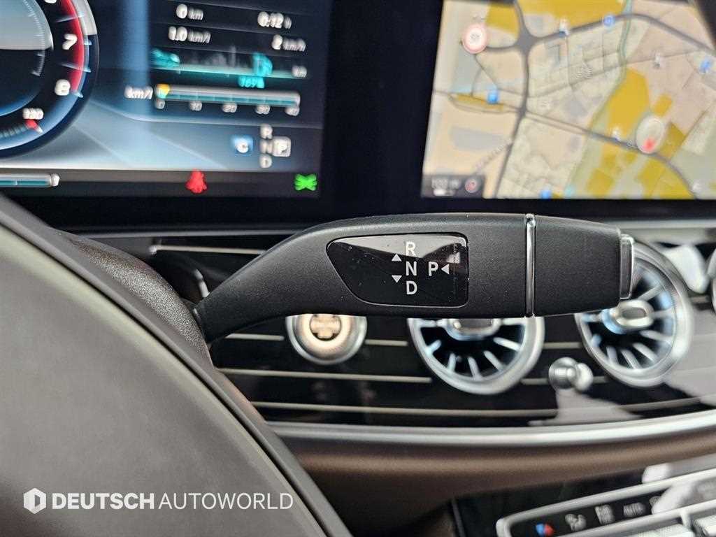 Mercedes Benz E class - Vista 9