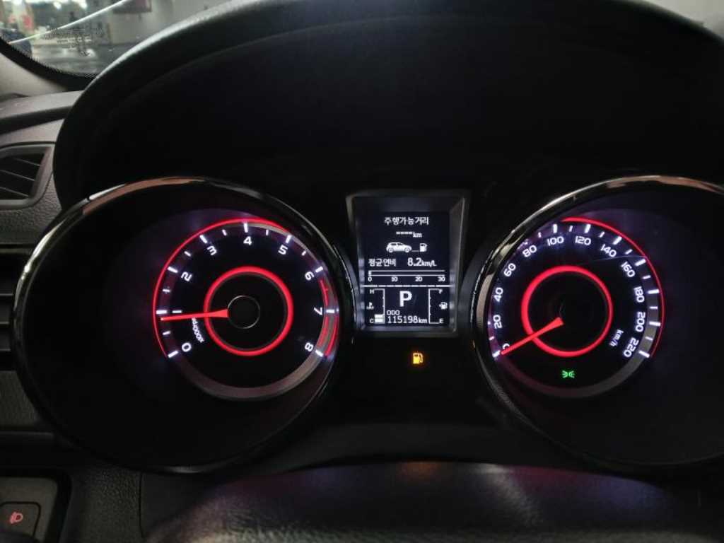 Ssangyong Tivoli - Vista 9