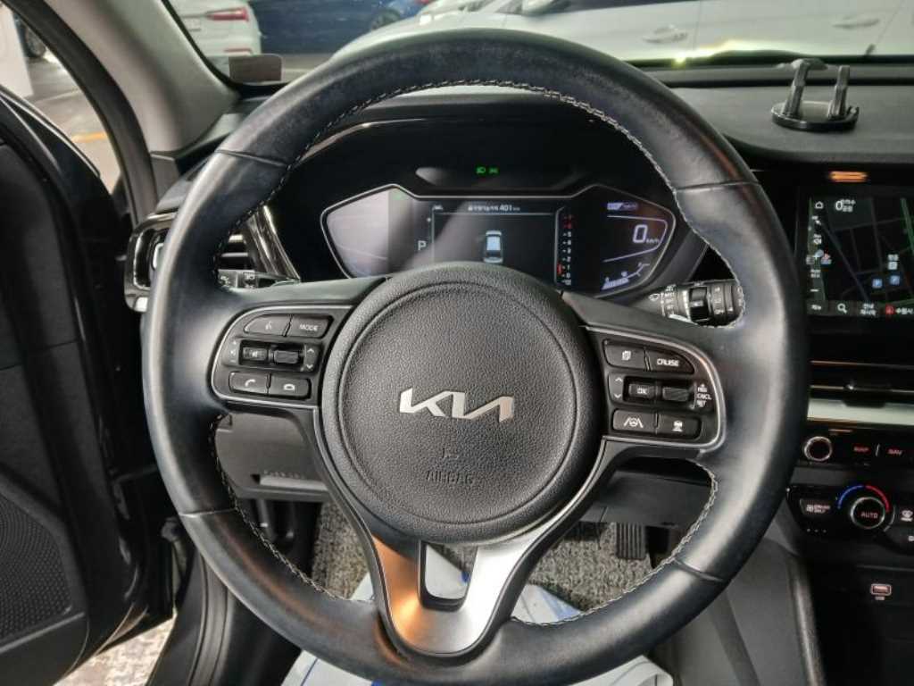 KIA Niro - Vista 8
