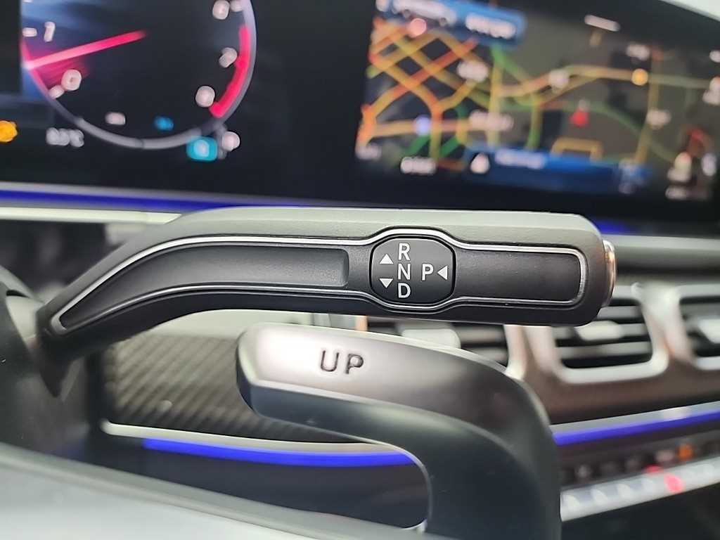 Mercedes Benz GLE Class - Vista 8