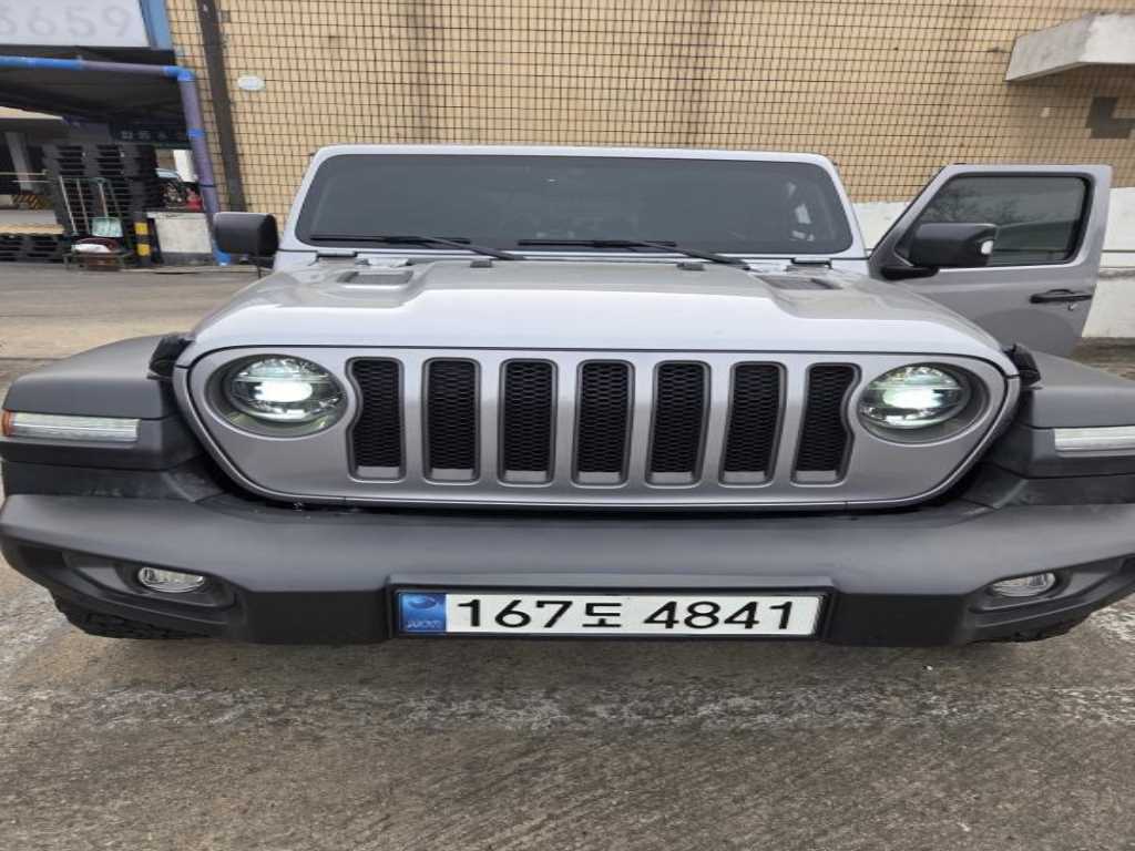 Jeep Wrangler 2021 Gris - Importación desde Corea - HF Imports Iquique - Foto 1