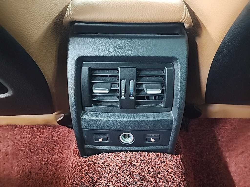 BMW Gran Turismo 2014 Azul - Importación desde Corea - HF Imports Iquique - Foto 13