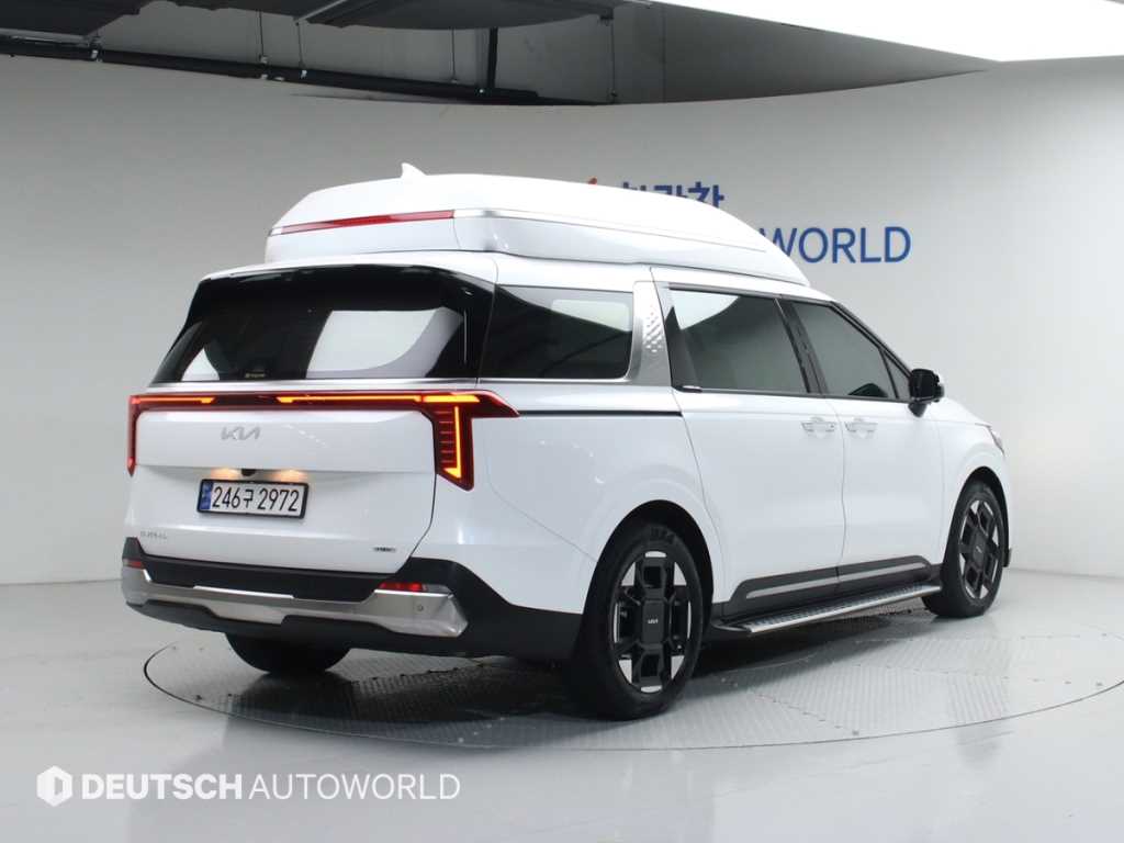 KIA Carnival - Vista 2