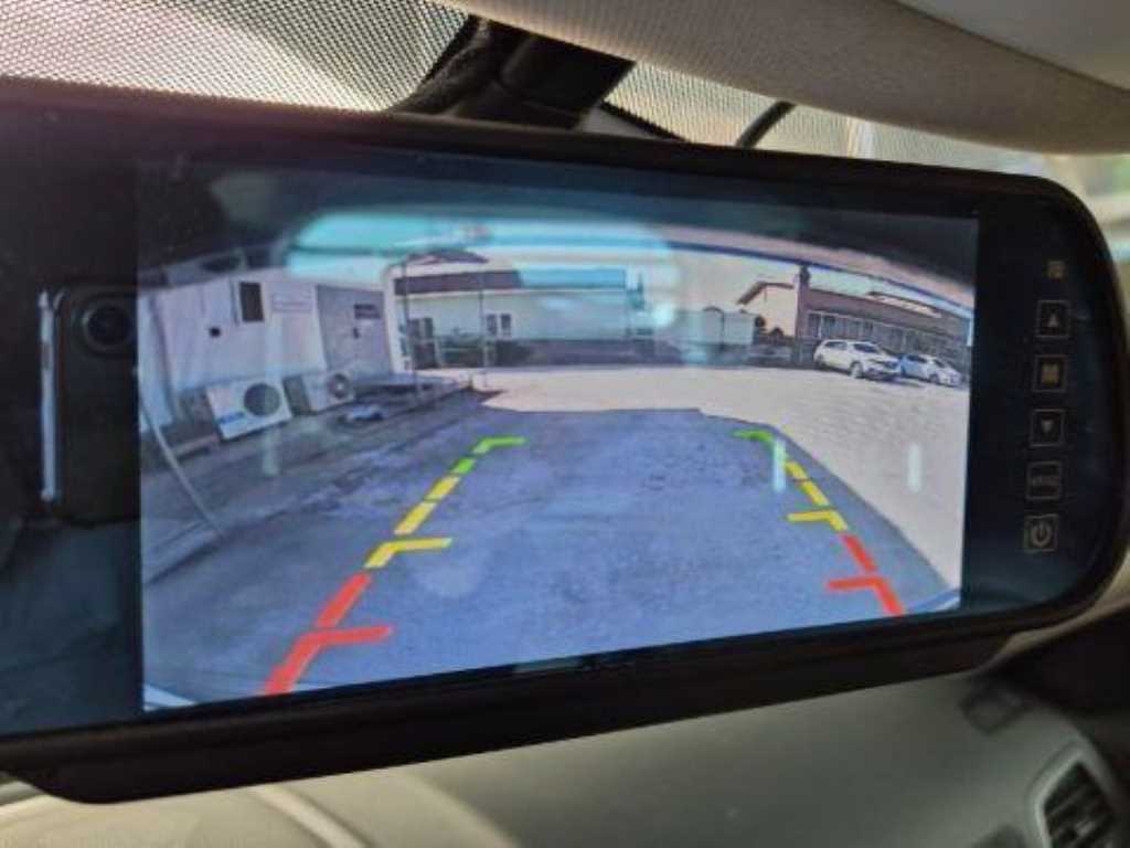 SAMSUNG QM6 - Vista 3