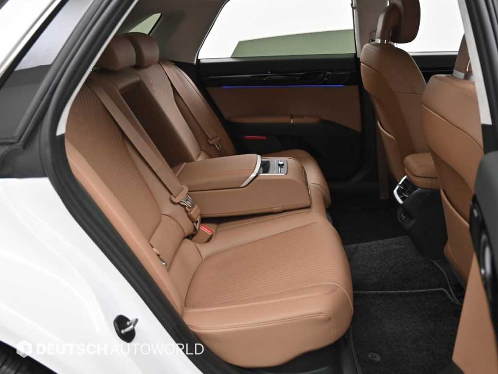 HYUNDAI Grandeur - Vista 12