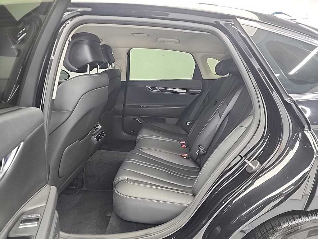 Genesis G80 - Vista 12