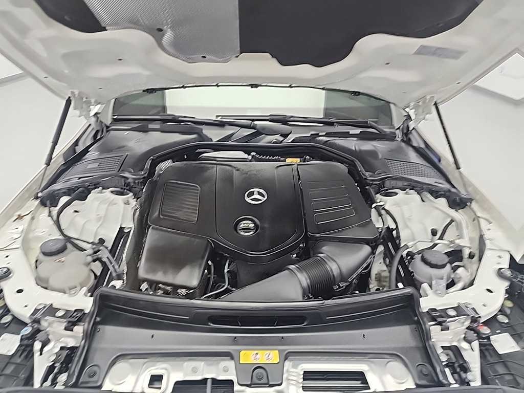 Mercedes Benz C Class - Vista 5