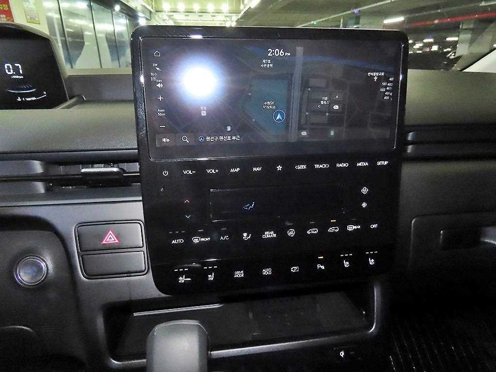 HYUNDAI Staria - Vista 11