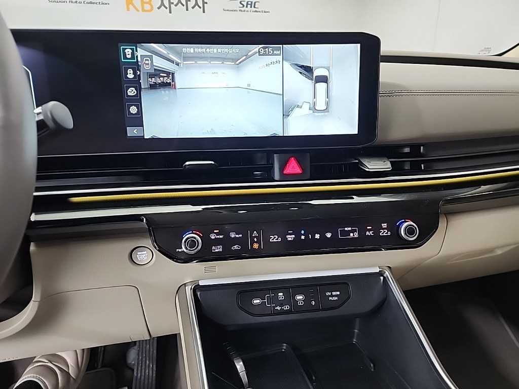 KIA Carnival - Vista 10