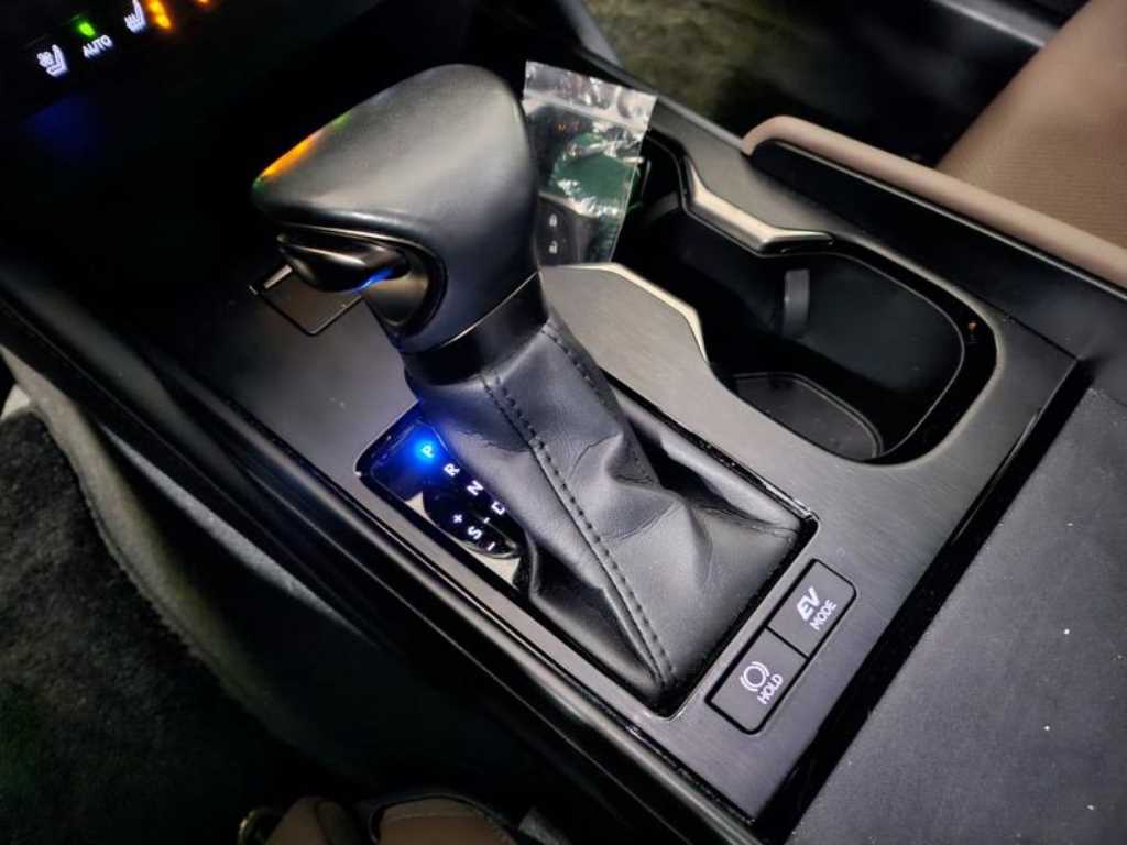 Lexus ES 2023 Blanco - Importación desde Corea - HF Imports Iquique - Foto 14