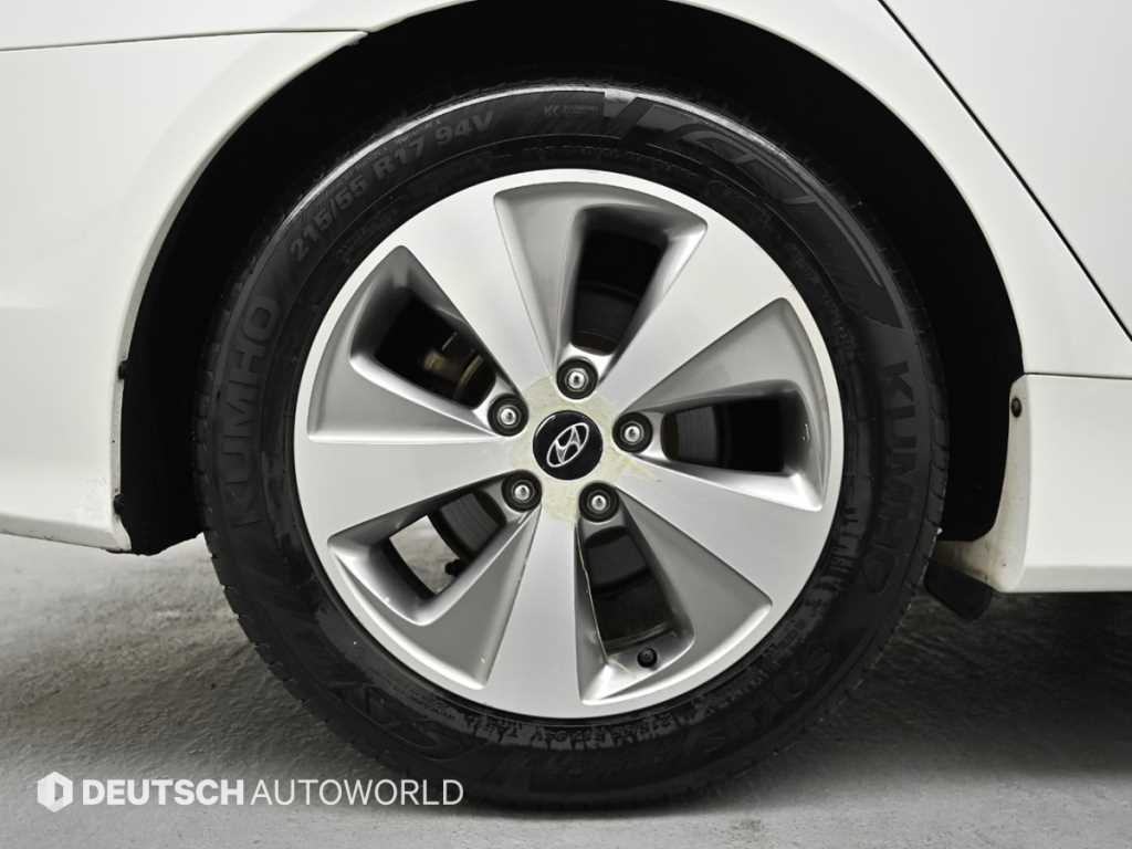 HYUNDAI Sonata - Vista 5