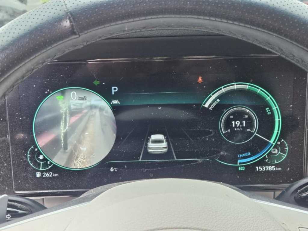 HYUNDAI Grandeur - Vista 9