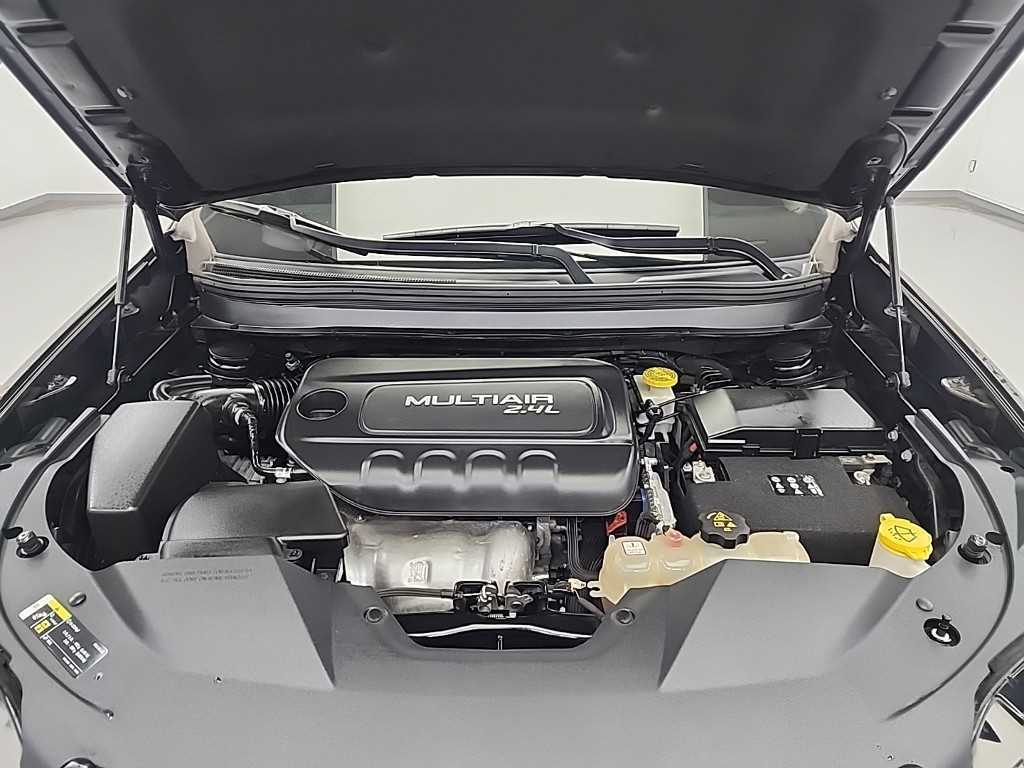 Jeep Cherokee - Vista 5