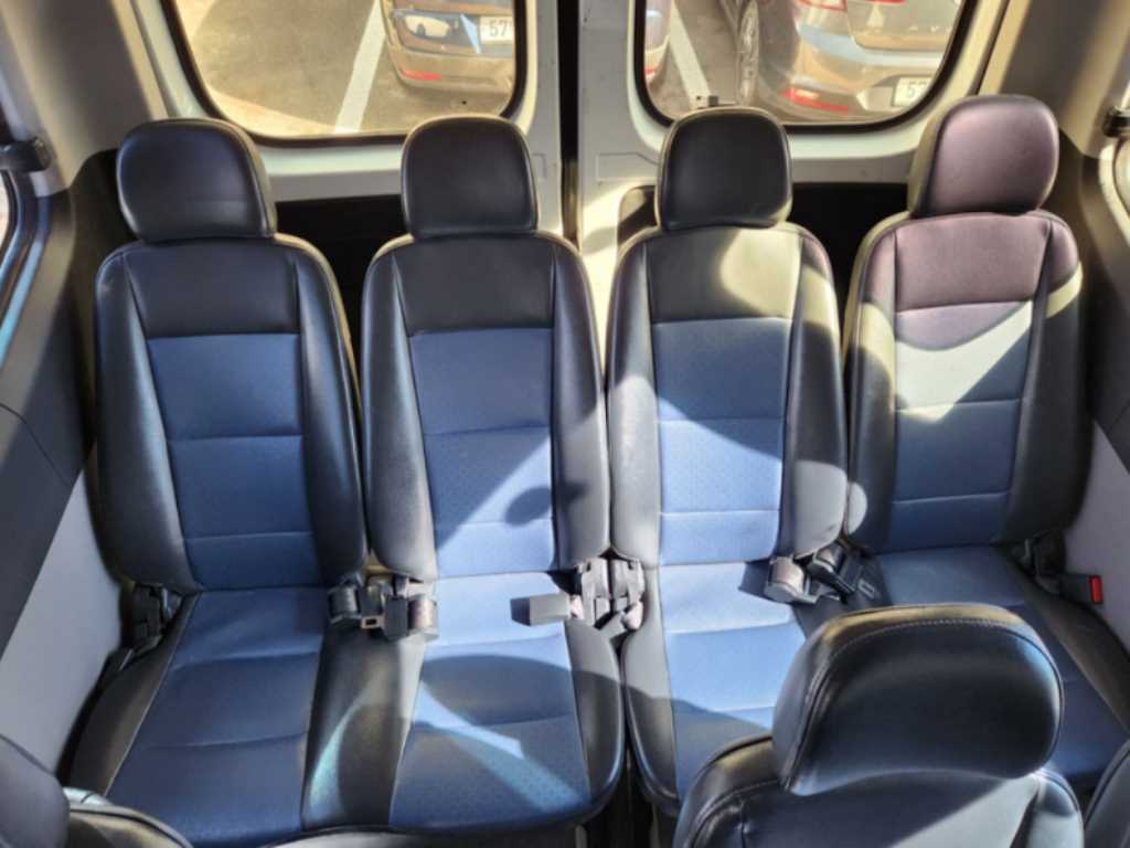 HYUNDAI Solati - Vista 9