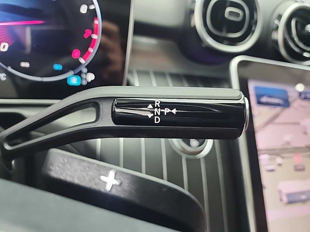 Mercedes Benz C Class - Vista 8