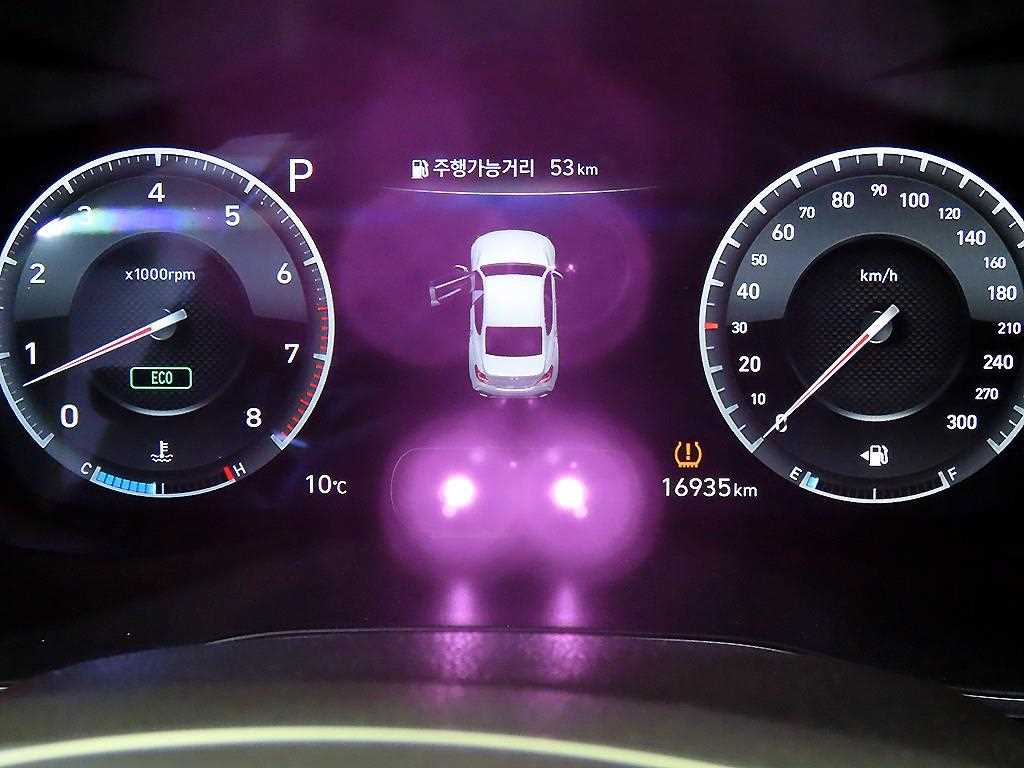 Genesis G70 - Vista 9