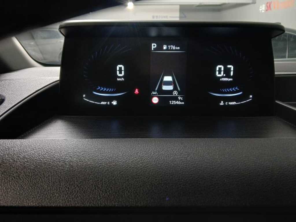 HYUNDAI Staria - Vista 9