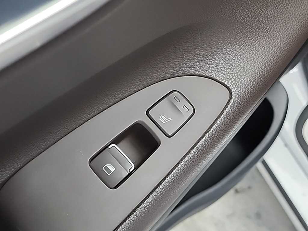 HYUNDAI Grandeur 2018 Blanco - Importación desde Corea - HF Imports Iquique - Foto 13