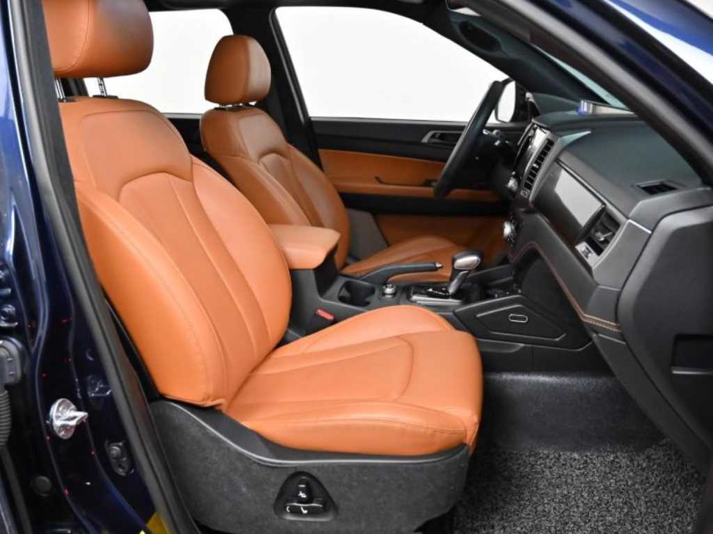 Ssangyong Rexton - Vista 10