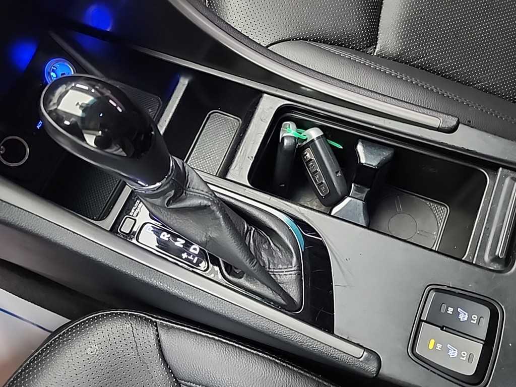 HYUNDAI Sonata - Vista 8